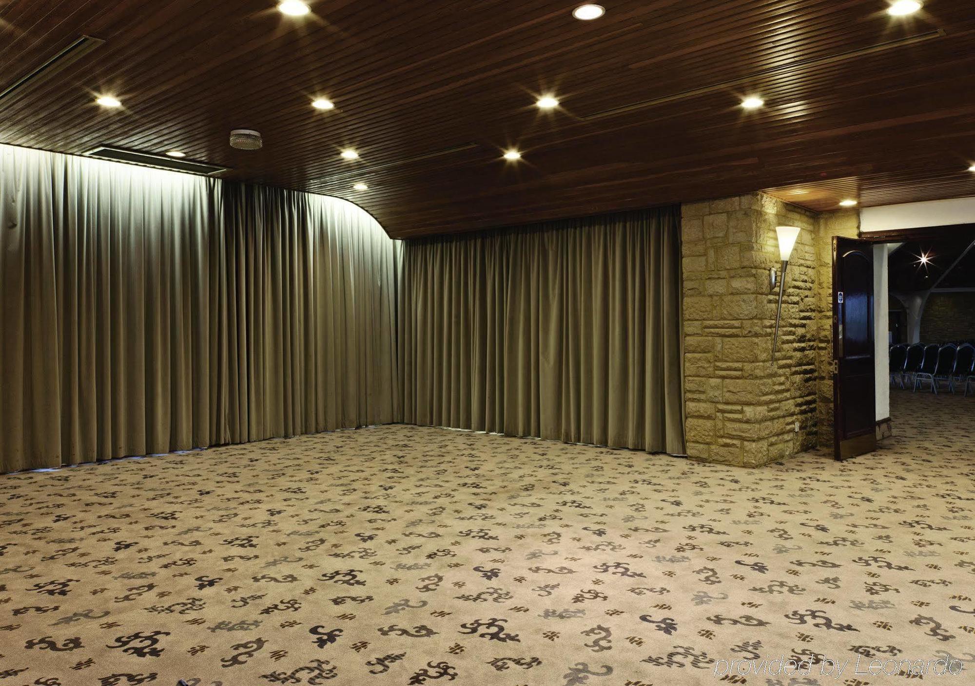 โรงแรมคอปธอร์น เอฟฟิงแฮม แกตวิค Copthorne  ภายใน รูปภาพ